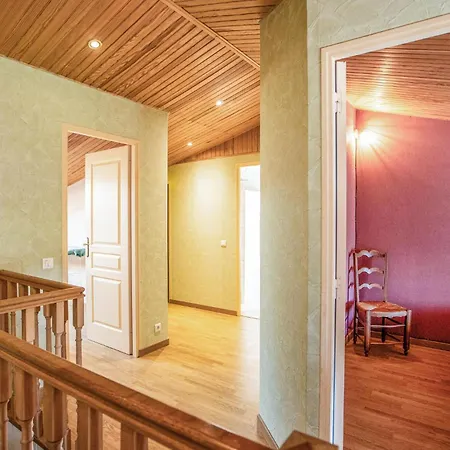 Cozy In Dame De Riez 度假居 *